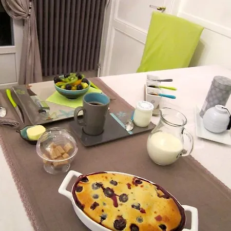 Margotine D'hotes Bed & Breakfast *